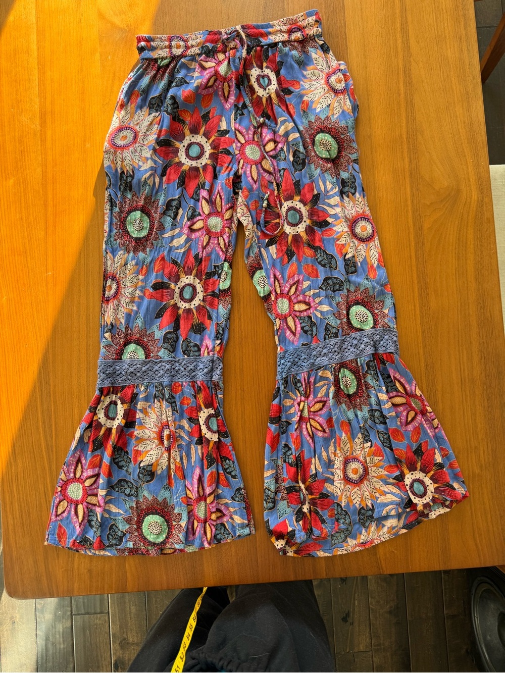 Floral Bell-Bottom Pants - Blue Multi